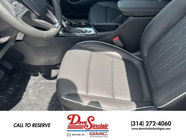 New 2026 Buick Encore GX Avenir w/ Avenir Technology Package AWD/4WD image 12