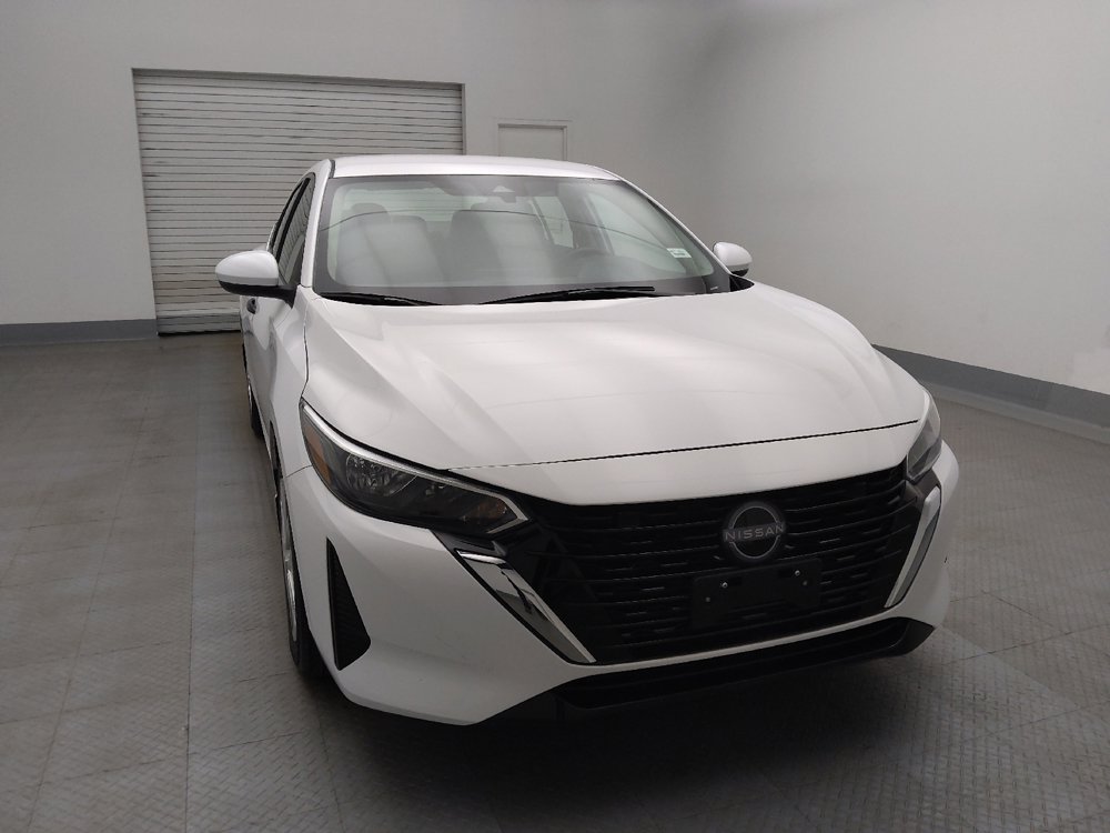 Used 2025 Nissan Sentra S image 14