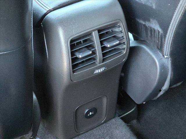 Used 2025 Ford Escape ST-Line AWD/4WD image 16