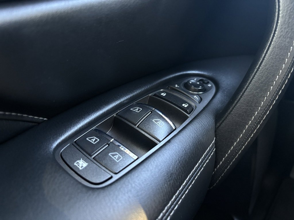 Used 2021 INFINITI QX80 Luxe w/ Cargo Package image 12