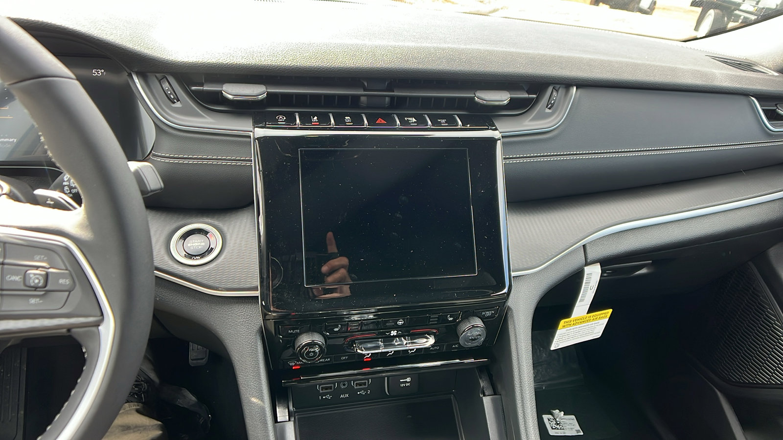 New 2025 Jeep Grand Cherokee 4WD image 24