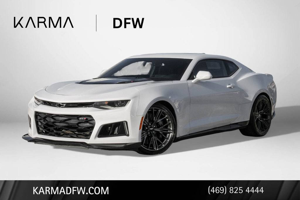 Used 2018 Chevrolet Camaro ZL1 image 1