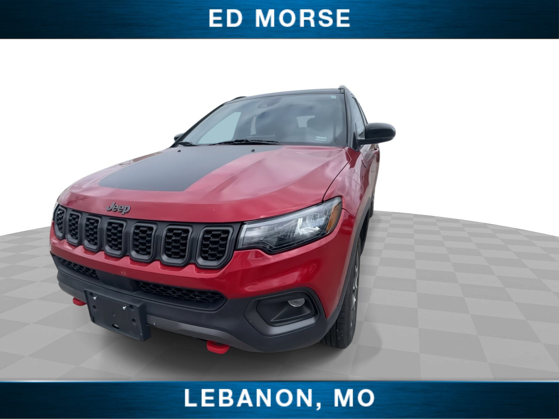 Used 2025 Jeep Compass Trailhawk AWD/4WD image 3