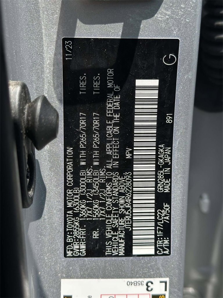 Used 2024 Toyota 4Runner TRD Off-Road Premium image 29