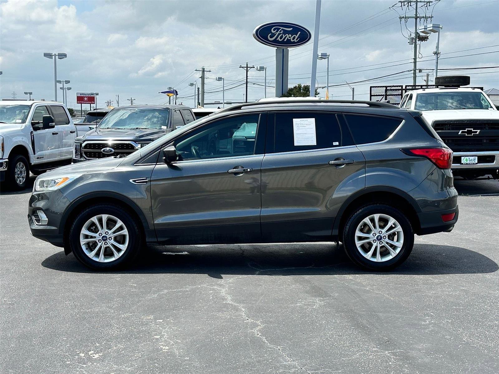 Used 2019 Ford Escape SEL image 6