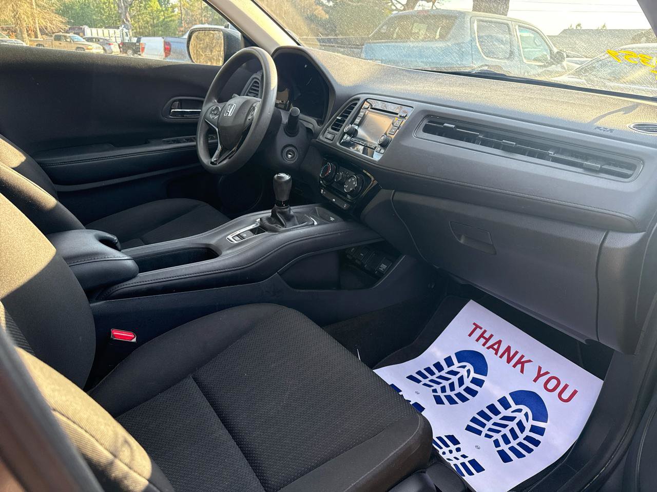 Used 2016 Honda HR-V LX image 9
