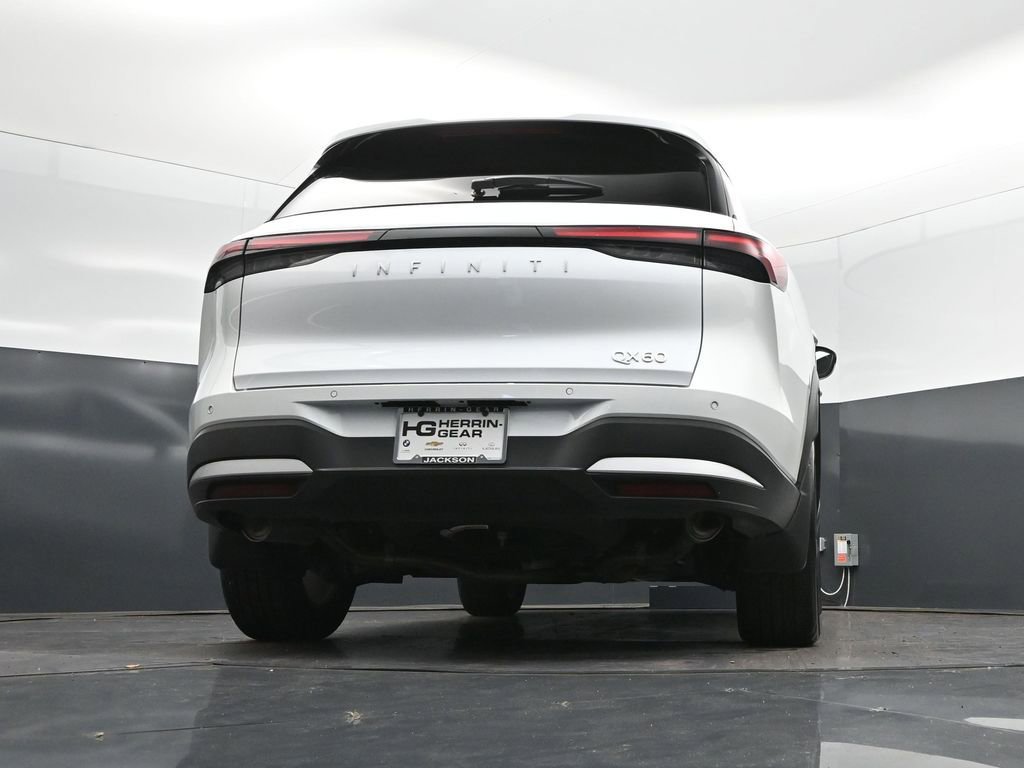 Used 2026 INFINITI QX60 Pure w/ Cargo Package FWD image 42