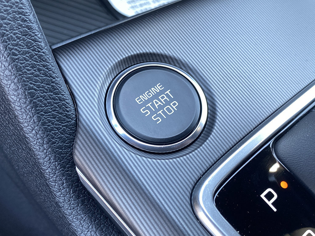 New 2026 Kia Sportage EX FWD image 17