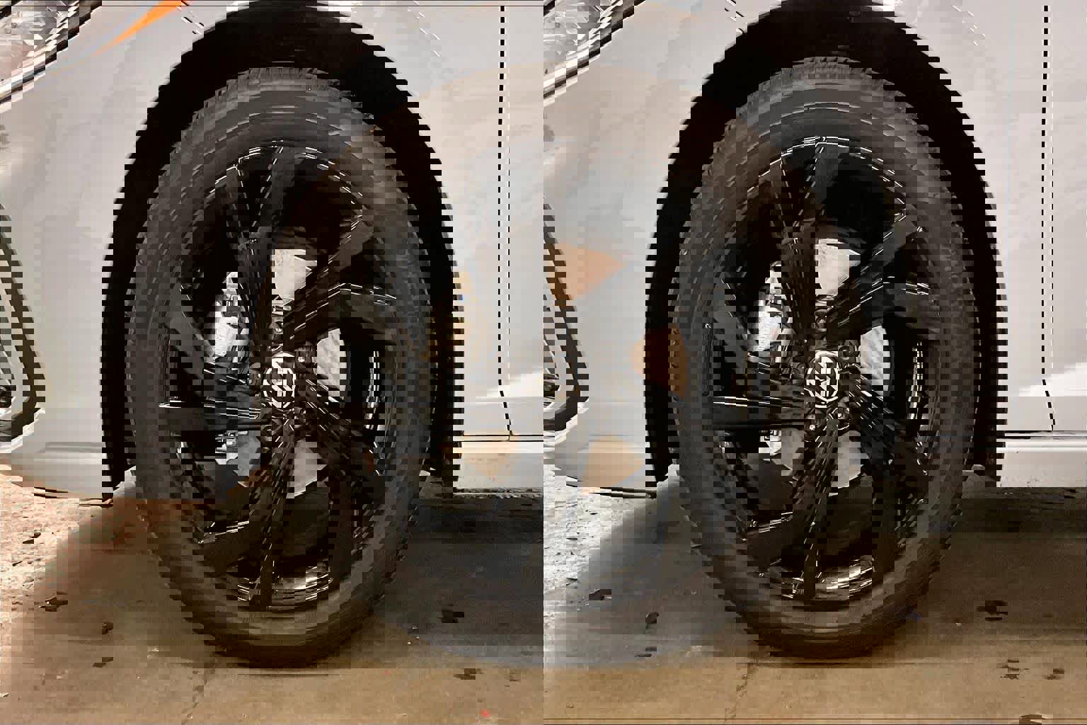 Used 2025 Volkswagen Jetta SE w/ Black Wheel Package image 12