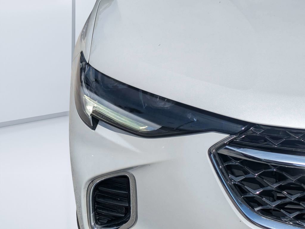 Used 2023 Buick Envision Avenir FWD image 9