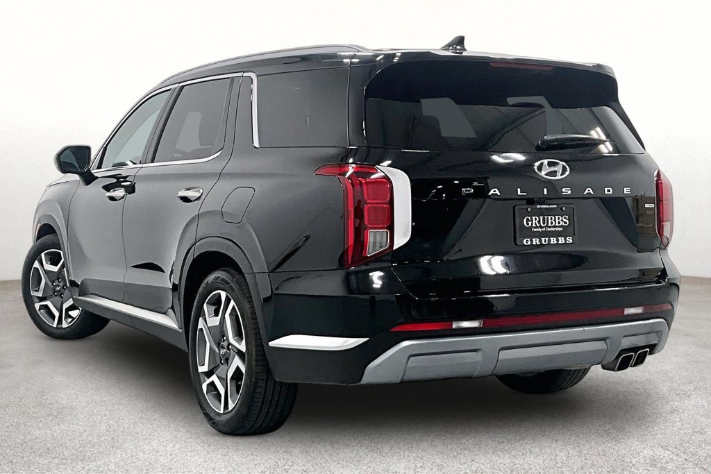 Used 2025 Hyundai Palisade Limited AWD/4WD image 14