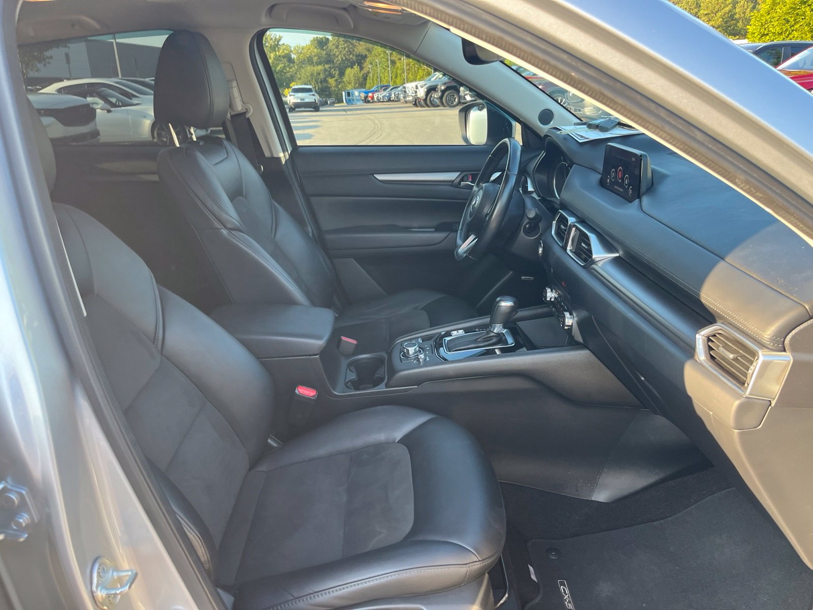 Used 2018 MAZDA CX-5 Touring w/ Preferred Equipment Package FWD image 37