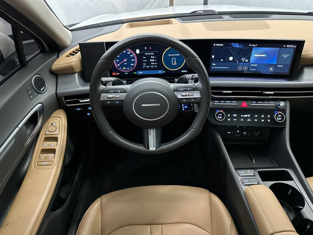 Used 2025 Hyundai Sonata Limited FWD image 24
