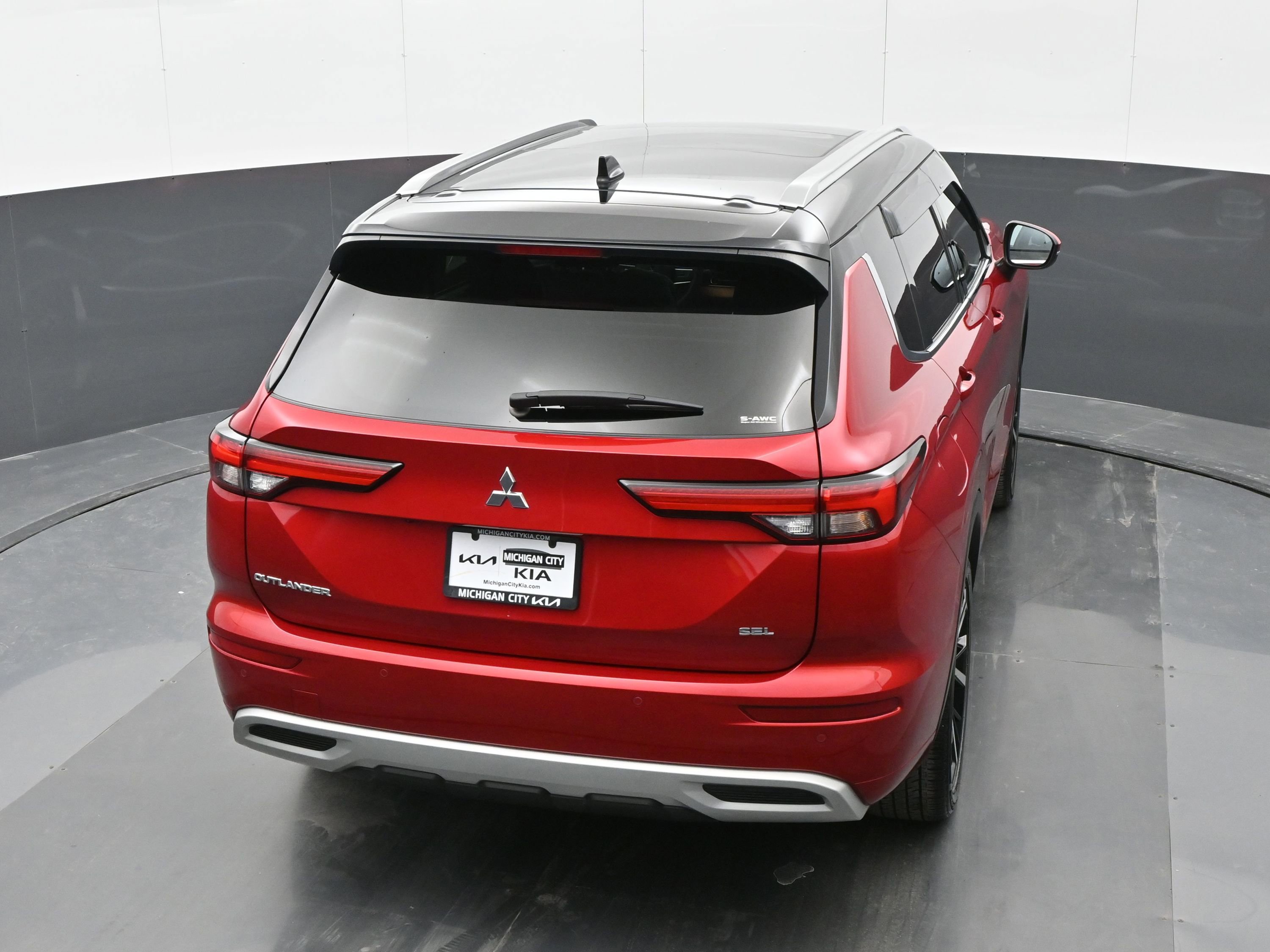 Used 2024 Mitsubishi Outlander SEL image 36