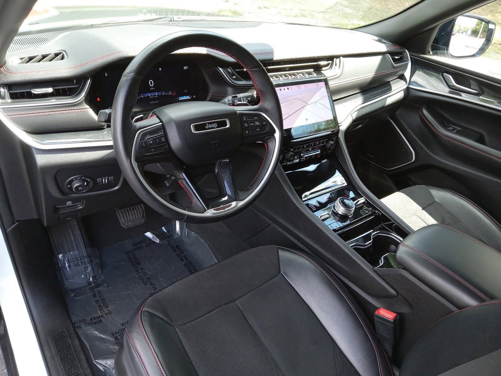 Used 2022 Jeep Grand Cherokee Trailhawk AWD/4WD image 13