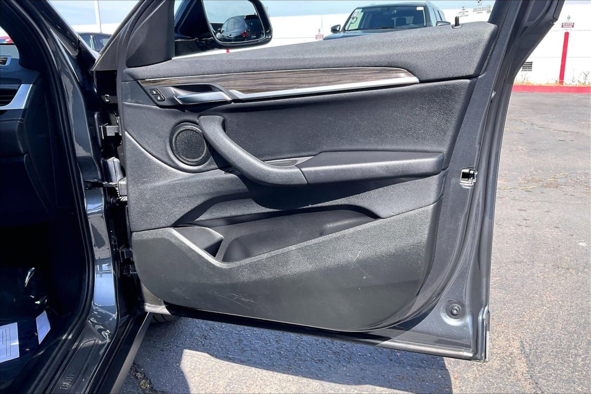 Used 2018 BMW X2 sDrive28i FWD image 21
