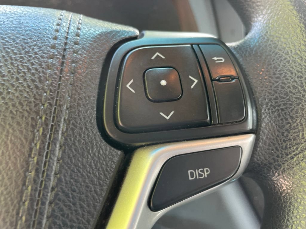 Used 2015 Toyota Sienna LE AWD/4WD image 13