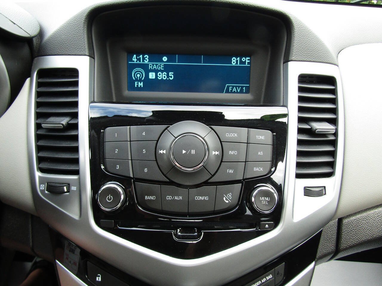 Used 2012 Chevrolet Cruze LS w/ Connectivity Package FWD image 11