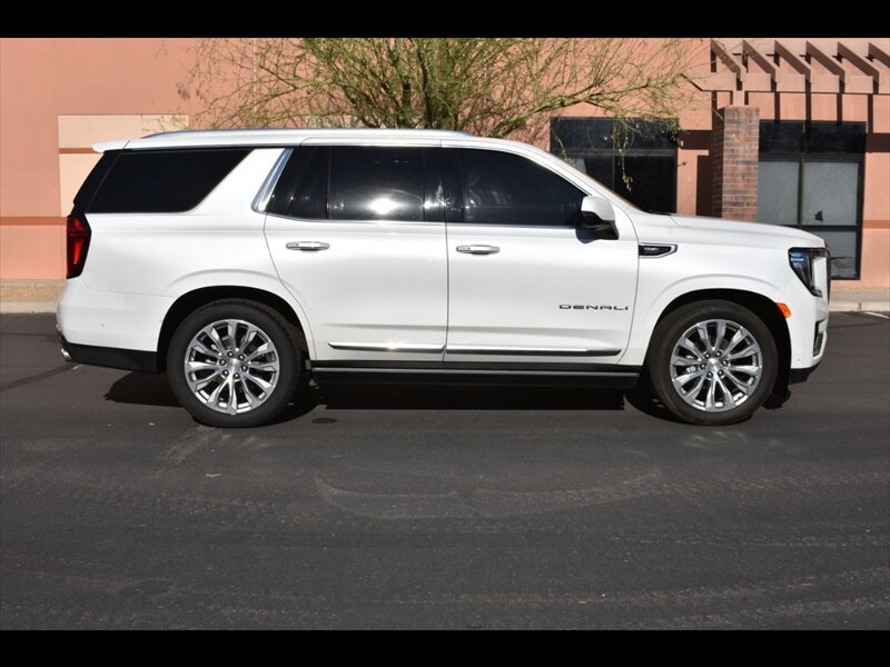Used 2024 GMC Yukon Denali w/ Denali Reserve Package AWD/4WD image 1