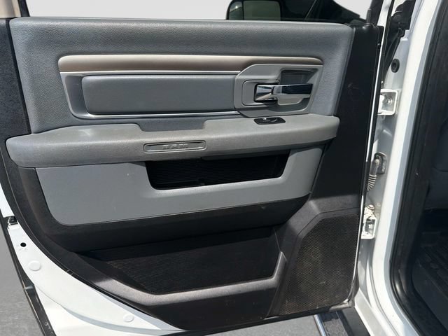 Used 2017 RAM 3500 Big Horn AWD/4WD image 16