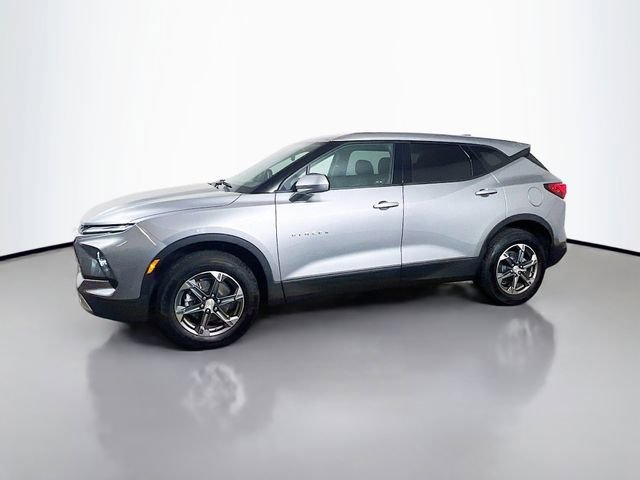 Used 2025 Chevrolet Blazer LT image 6