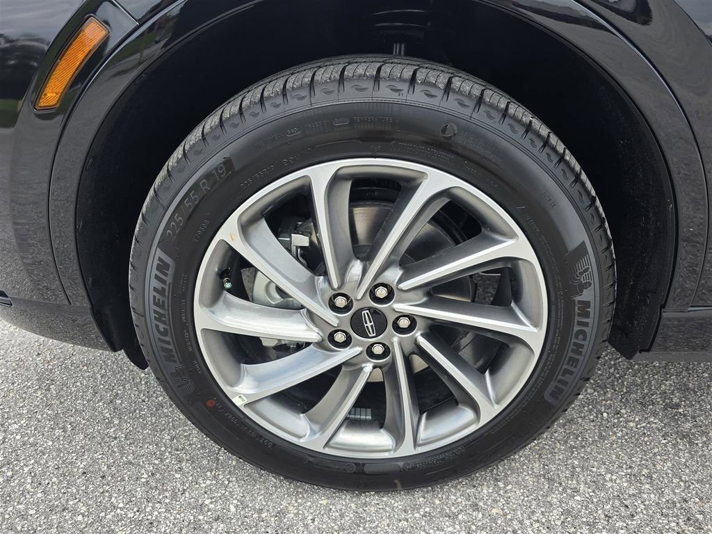 New 2025 Lincoln Corsair Grand Touring w/ Equipment Group 302A AWD/4WD image 11