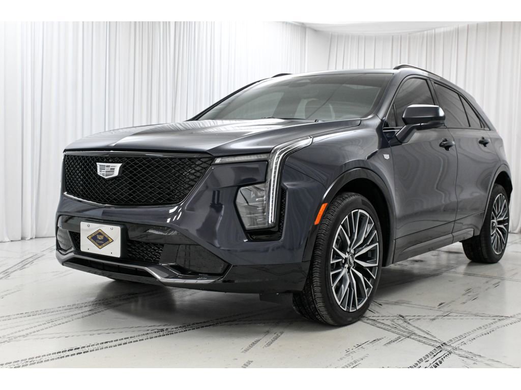 Used 2024 Cadillac XT4 Sport image 4