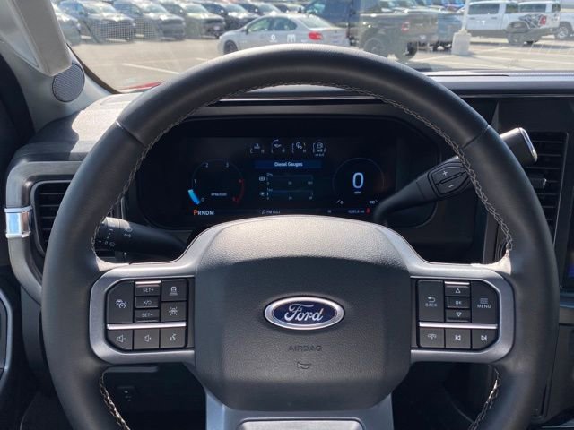 Used 2025 Ford F350 Lariat w/ Lariat Ultimate Package AWD/4WD image 13