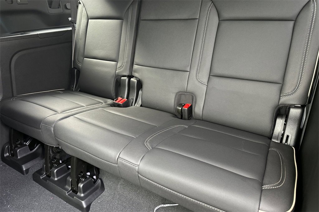 New 2026 GMC Yukon XL Elevation w/ Elevation Premium Package image 14