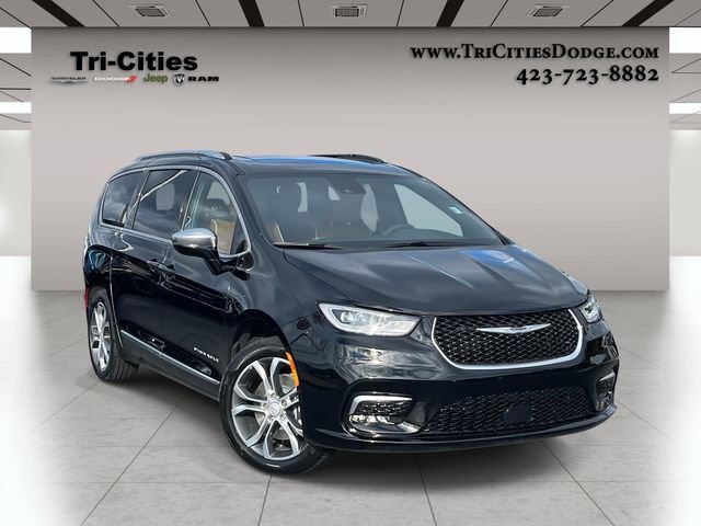 New 2026 Chrysler Pacifica Pinnacle