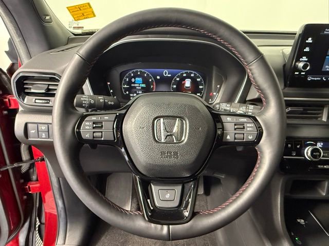 Used 2025 Honda Pilot Black Edition image 17