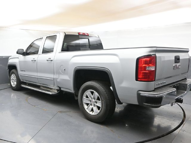 Used 2018 GMC Sierra 1500 SLE w/ SLE Value Package AWD/4WD image 3