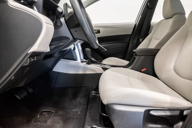 Used 2024 Toyota Corolla Cross L FWD image 11