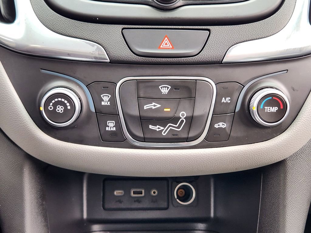 Used 2021 Chevrolet Equinox LS w/ LS Convenience Package FWD image 19