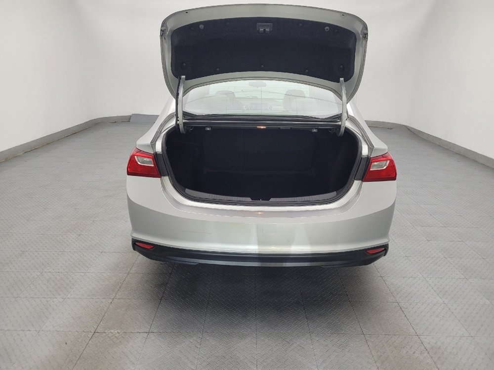 Used 2018 Chevrolet Malibu LS w/ LPO, Convenience Package 1 FWD image 29