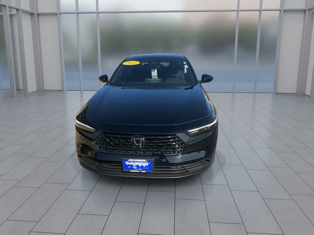 Used 2023 Honda Accord Sport image 4