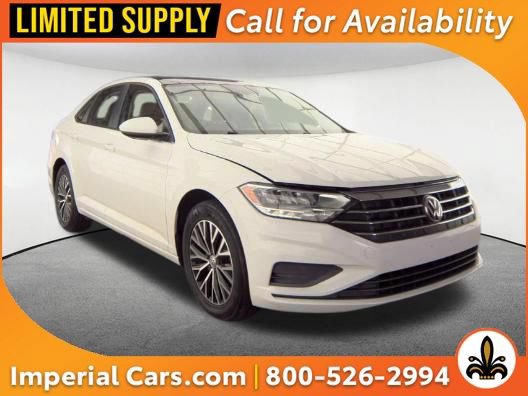 Used 2020 Volkswagen Jetta SE w/ SE Cold Weather Package FWD image 1