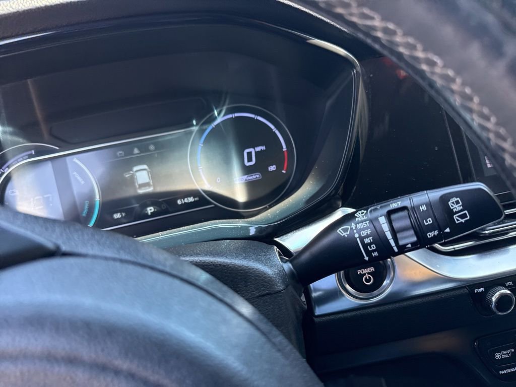 Used 2022 Kia Niro EX image 20