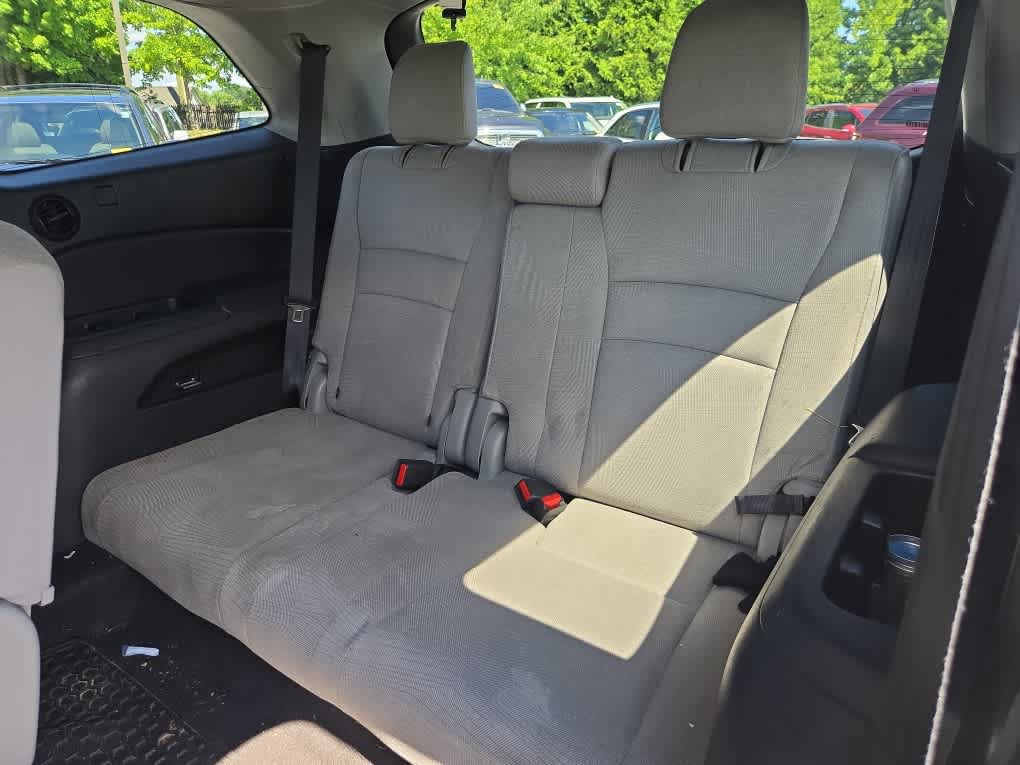 Used 2016 Honda Pilot EX image 11