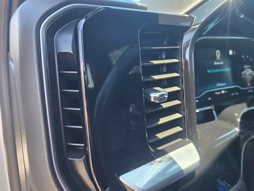 Used 2022 Chevrolet Silverado 1500 RST AWD/4WD image 12