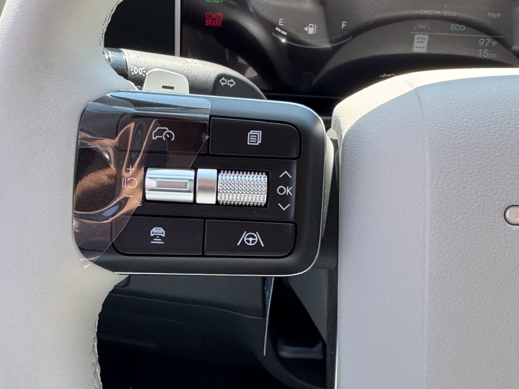 New 2026 Hyundai Santa Fe SE FWD image 25