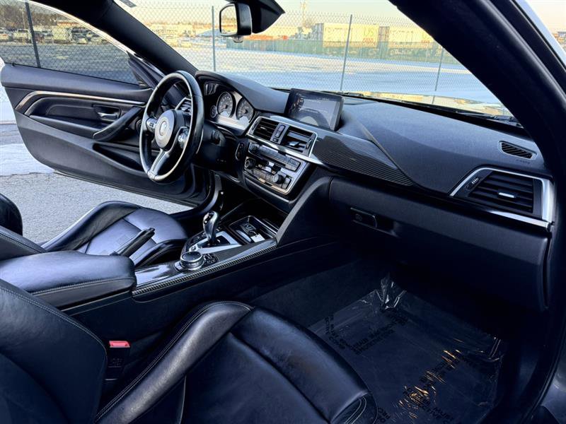 Used 2016 BMW M4 Coupe image 13