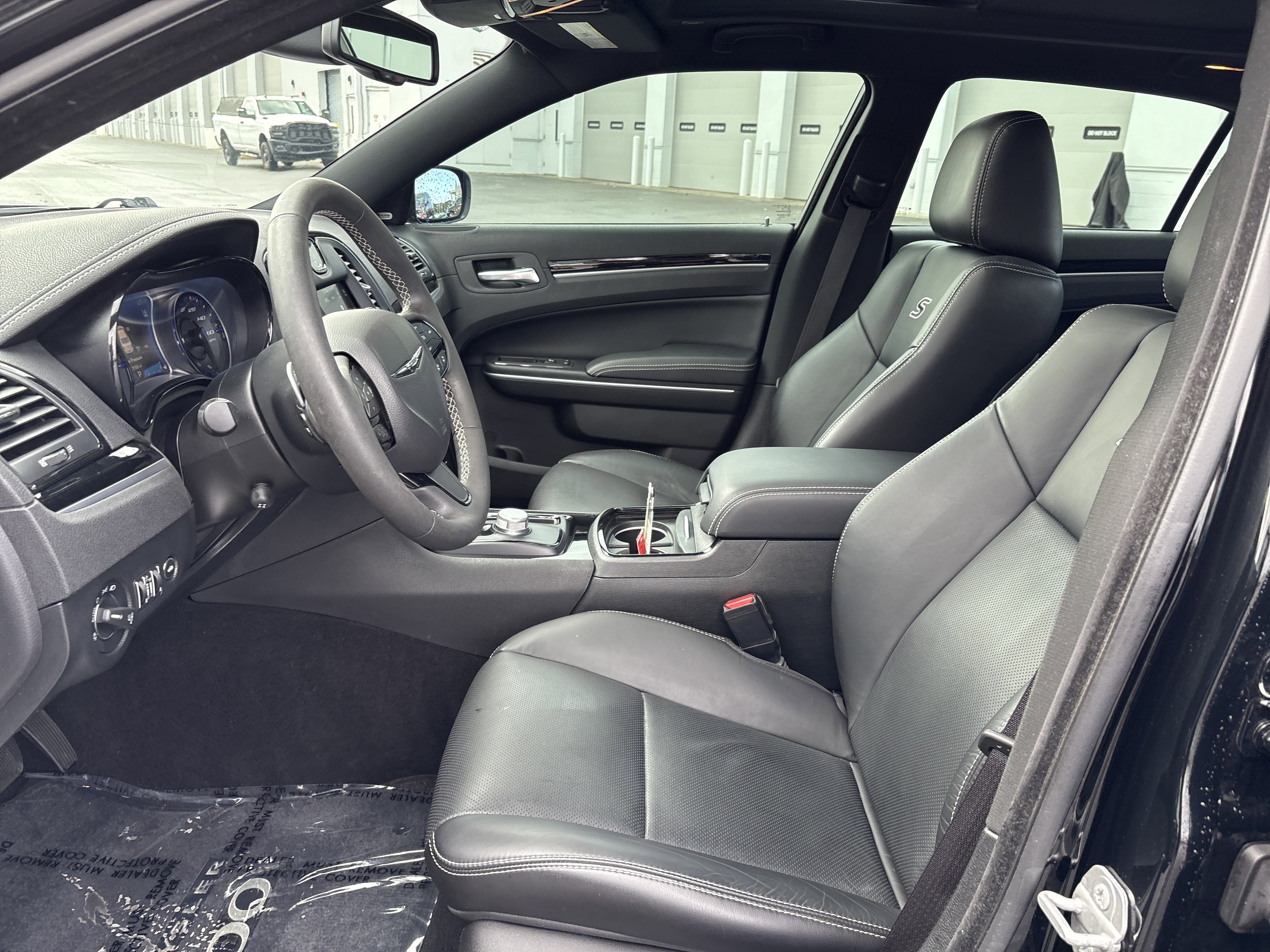 Certified 2022 Chrysler 300 S w/ Comfort Group image 18