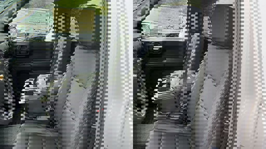 New 2025 Chevrolet Silverado 1500 W/T w/ WT Value Package image 14