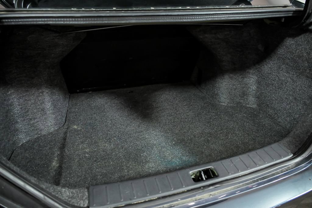 Used 2016 Nissan Versa S Plus image 9