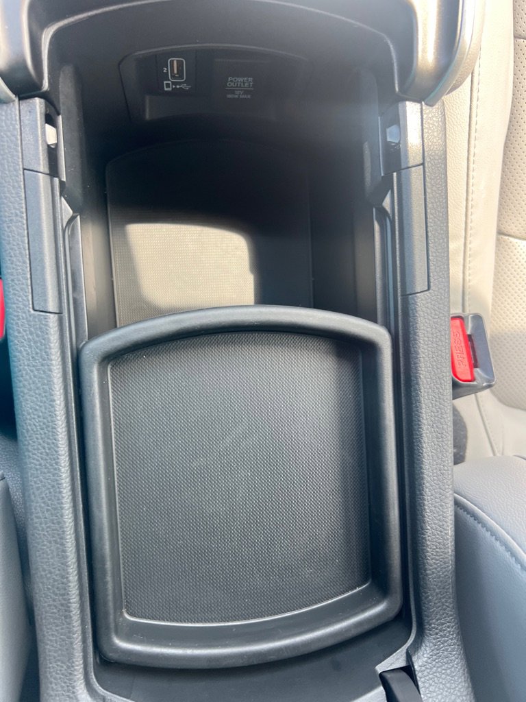 Used 2018 Honda Accord Touring image 35