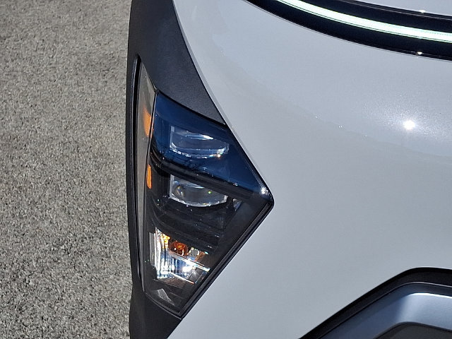 New 2027 Hyundai Kona SE AWD/4WD image 9