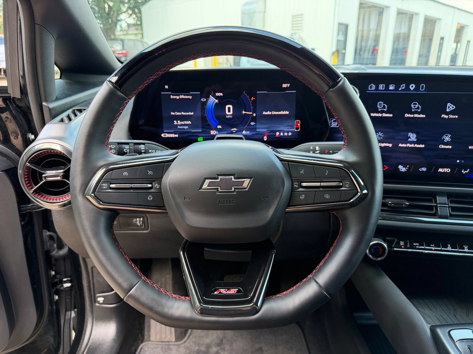 Used 2024 Chevrolet Equinox EV RS FWD image 13