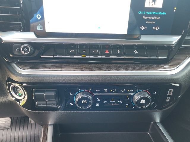 Used 2025 Chevrolet Silverado 1500 LT AWD/4WD image 35