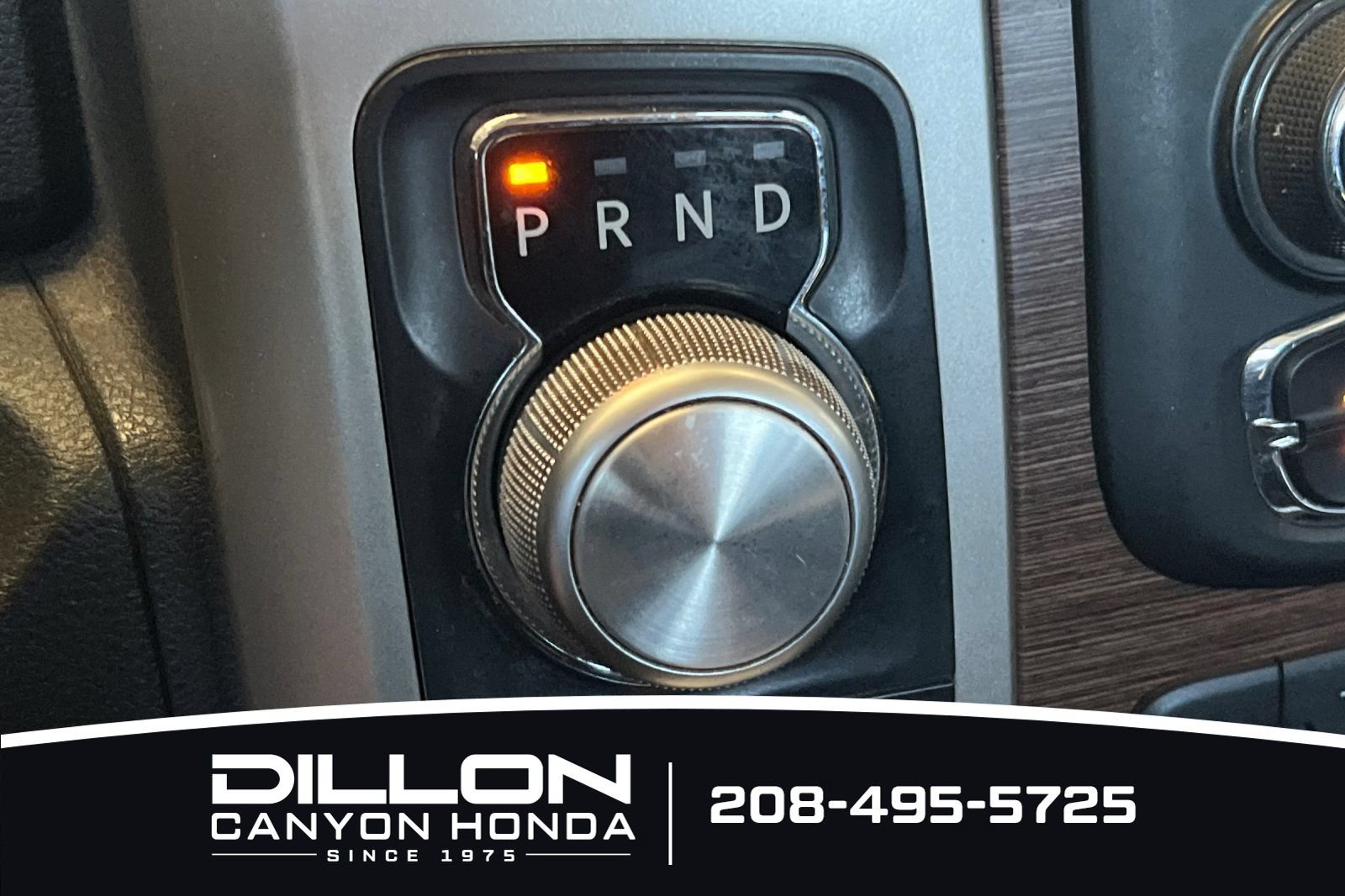 Used 2017 RAM 1500 Laramie w/ Convenience Group AWD/4WD image 23